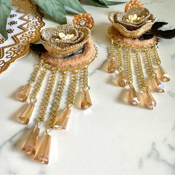 2/$30🌵Rustic French Country Flower Earrings Long Beaded Tassel Floral NEW - Picture 9 of 12